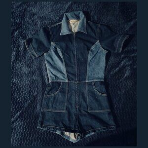 Stoned Immaculate Womens Size Medium Denim Romper Short Sleeve USA Made *No Belt
